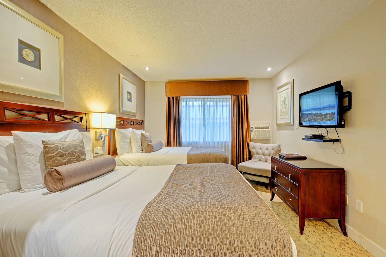 Red Lion Inn And Suites Вікторія Екстер'єр фото